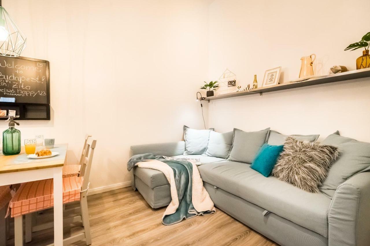St Stephen Boulevard Apartment Next To Danube Budapest Eksteriør billede
