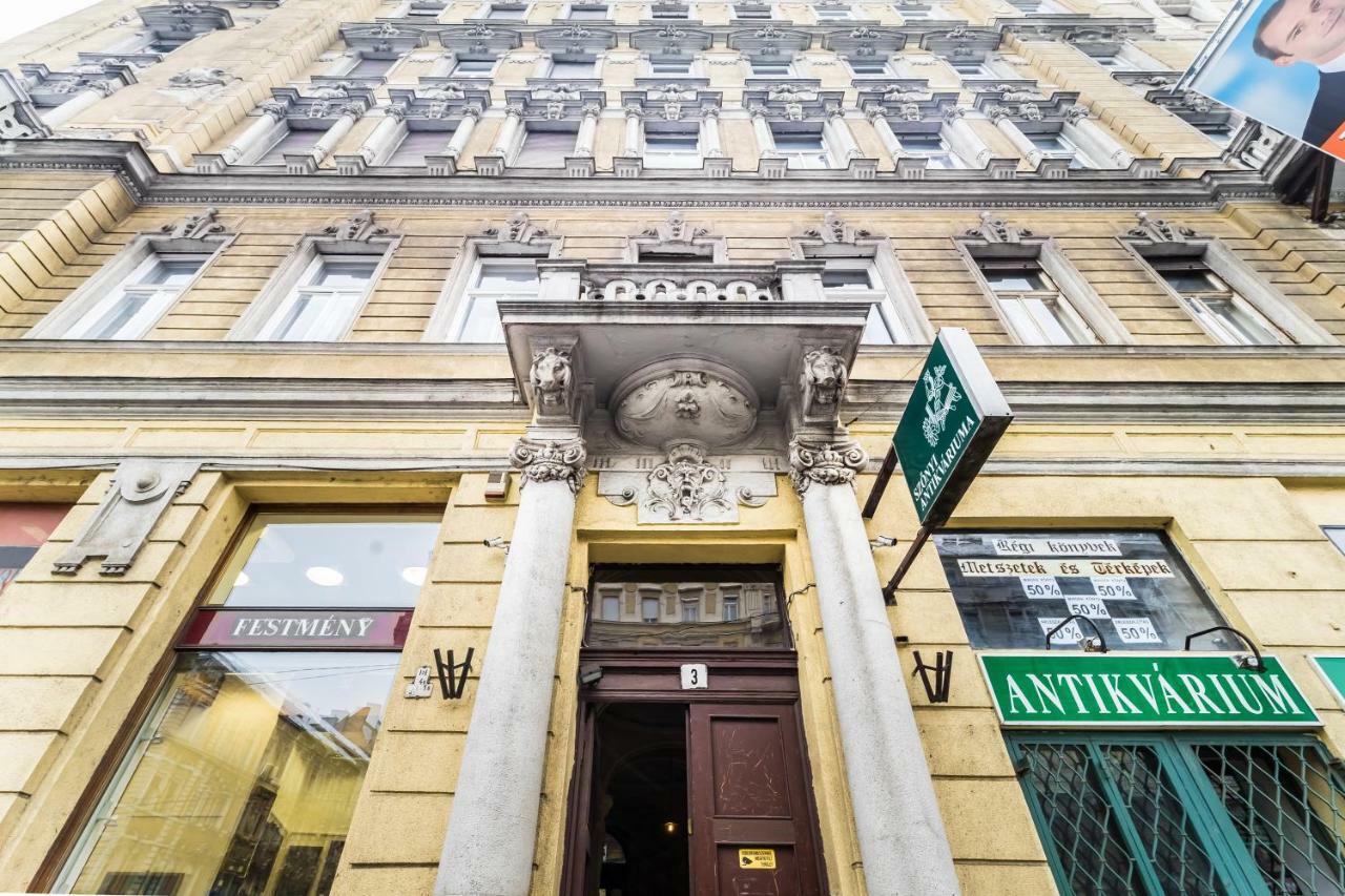 St Stephen Boulevard Apartment Next To Danube Budapest Eksteriør billede